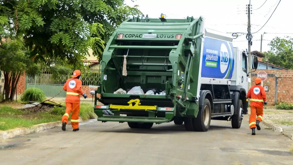 Ji-Paraná implementa novo cronograma de coleta de lixo: estudo de viabilidade começa hoje dia (10), Confira;