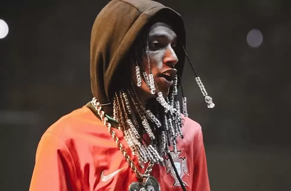 'Lei anti-Oruam': Projeto que proíbe contratação de artistas que fazem apologia ao crime tramita em Rondônia